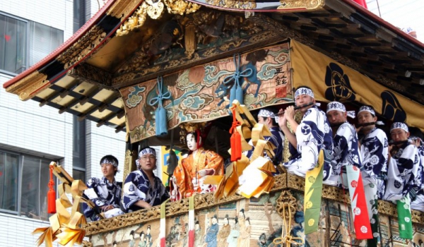 LỄ HỘI 祇園 (GION) Ở KYOTO